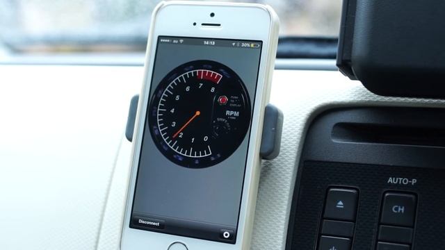 DragFX + ieGeeK OBD2 WiFi on iPhone5s смотреть онлайн
