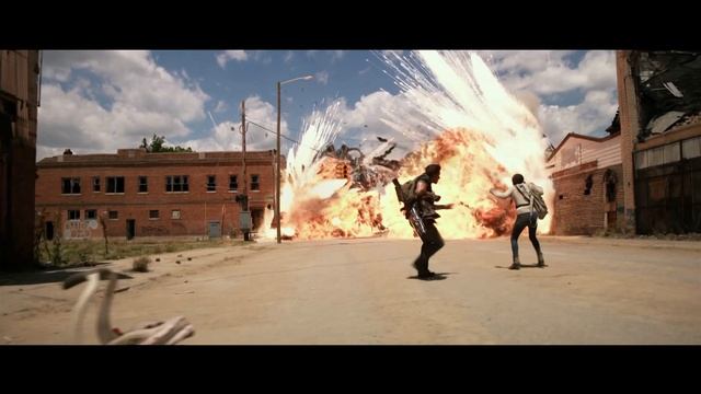 Transformers: The Last Knight | İnsanlar ve transformerslar savaşta! смотреть онлайн
