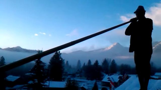 Leavenworth horn blowing 12/2010 смотреть онлайн