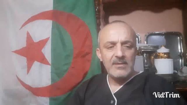 شاهد رضا عباس يفجرها "قبل مايجي صادي كانت جمهورية المنتخب الوطني تحت سيطرة عصابة خطيرة" смотреть онлайн