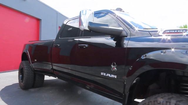 Ram Laramie 3500 Heavy Duty Black Widow
