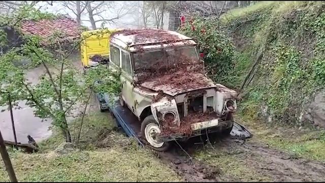 Rescate de dos LAND ROVER SERIE 2 | ZUBIAITZ смотреть онлайн