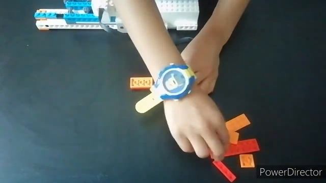 AUTOMATIC DOOR | Scratch Coding | Idea No #75 from "The Lego Boost Idea Book" by Yoshihito Isogawa смотреть онлайн