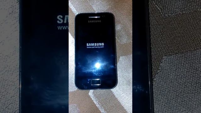 Flash a boot animation through CWM Recovery смотреть онлайн