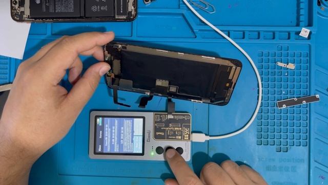iPhone XS Max não da imagem | Display azul | Como trocar o touch completo passo a passo смотреть онлайн