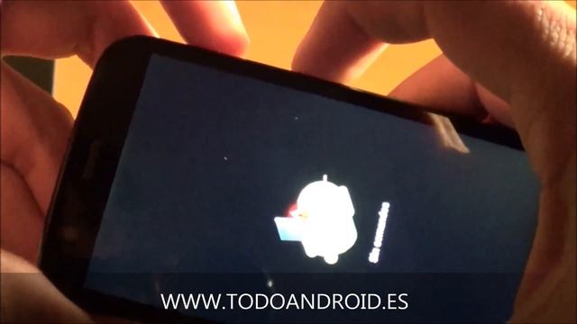 Como resetear/restablecer datos de fábrica al Moto G con android 4.4.2 y 4.4.4 kitkat смотреть онлайн