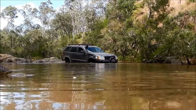 Jeep Grand Cherokee WH WK CRD QDII Creek Crossing Landcruiser Mountain Park смотреть онлайн