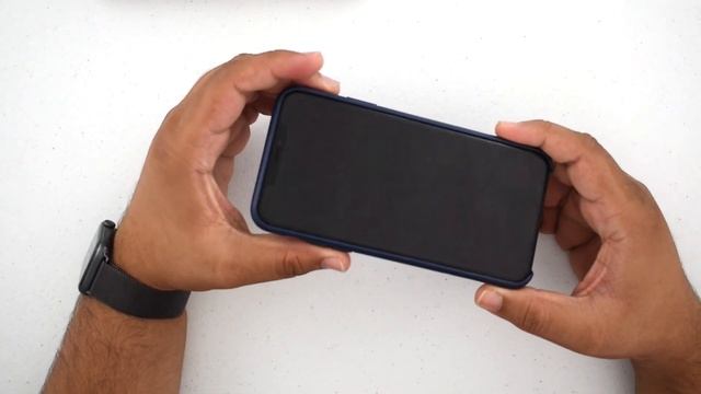 iPhone 11 Pro Max Midnight Blue Leather Case - First Impressions смотреть онлайн