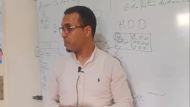 la différence entre disque local C et D | Comment enregistrer un document Word كيف نسجل المستندات смотреть онлайн