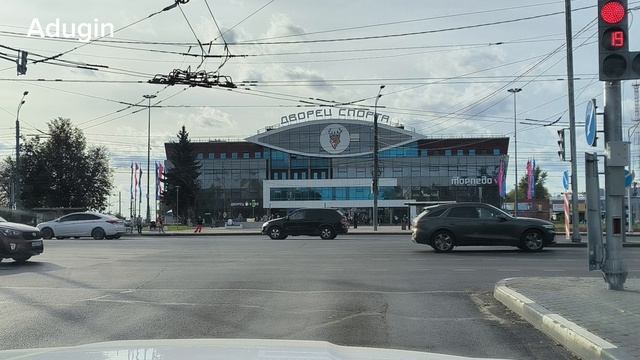 Нижний Новгород 🚙 поехали залипним у Дворца Спорта и встрянем в пробке у Океаниса смотреть онлайн