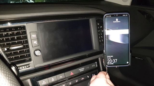 Android Auto mit Volta-Kabel смотреть онлайн