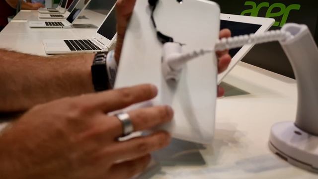 Acer Iconia Tab 8W im Hands On [4K Deutsch] смотреть онлайн