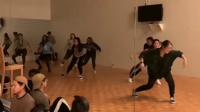 MOMENTUM Fall 2020 - Bentley University смотреть онлайн