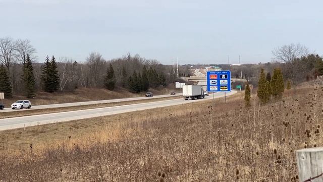 I-43 Truck Spotting Part 2 Featuring Loud Jake Brakes смотреть онлайн