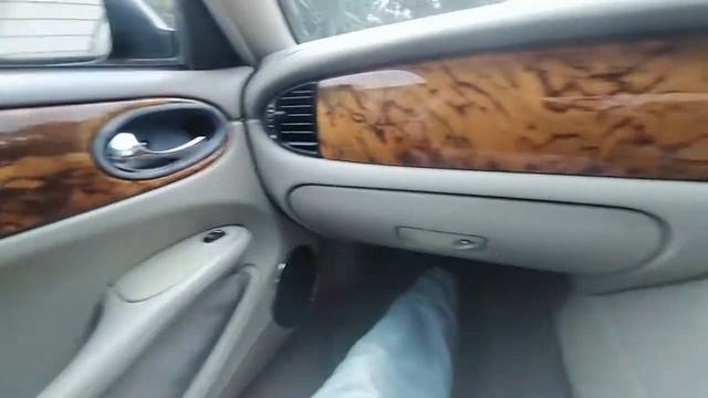Jaguar X308 XJ8. Take a walk around my first Jaguar. смотреть онлайн