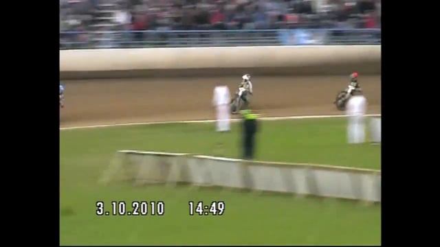 Kevin Wölbert, Goldener Helm Pardubice 2010, Finale смотреть онлайн