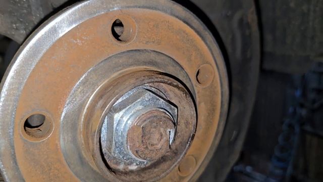 Биение при движении и торможении. смотреть онлайн