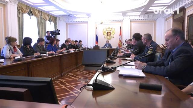 Во всех школах Челябинска продлили карантин, расслабляться рано смотреть онлайн