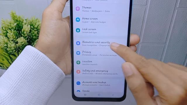 How To Disable Google Smart Lock On Samsung A15 / A15 5g смотреть онлайн