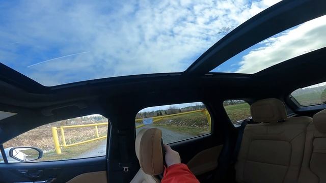 2022 Lincoln Corsair Reserve - The Little Lincoln That Can't - POV Drive & Review