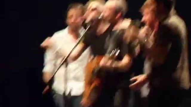 Travis - Flowers In The Window - Live in Moscow смотреть онлайн