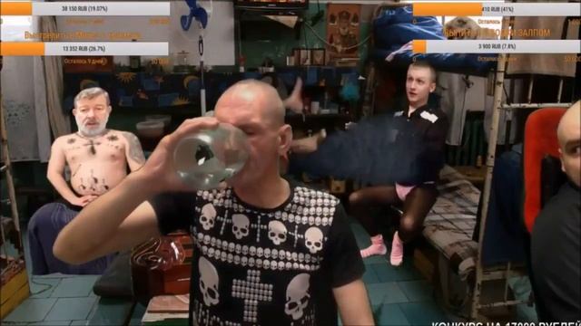 МОПС СПИТ НА ПОЛУ ПОСЛЕ ЛИТРА ВОДКИ смотреть онлайн