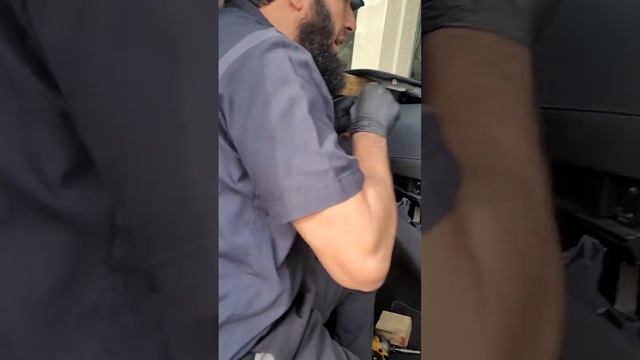Cadillac Escalade Dash Airbag Remove And Install