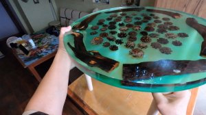 Журнальный столик из эпоксидной смолы
