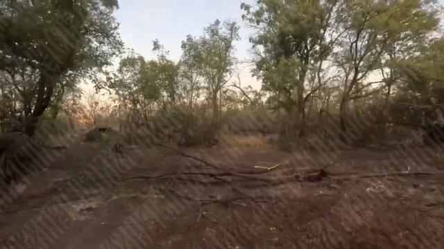 ⚡️СВО 18+ Архивные кадры выхода группы с задачи. смотреть онлайн
