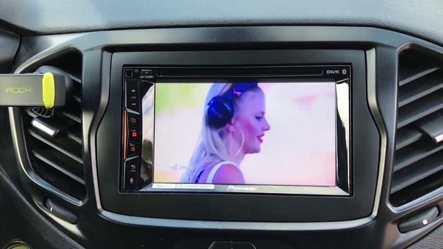 Pioneer AVH Z2200BT смотреть онлайн