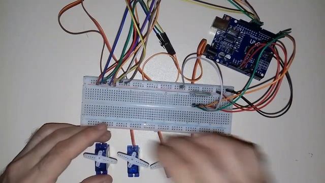 Arduino Servo Motor control via Bluetooth using Android app. смотреть онлайн