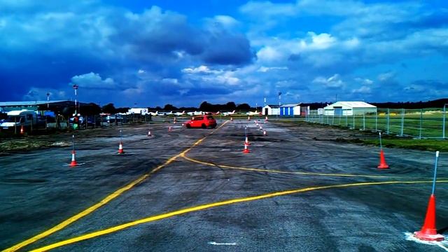 Brian Sharpe daihatsu charade autotest staff knot смотреть онлайн