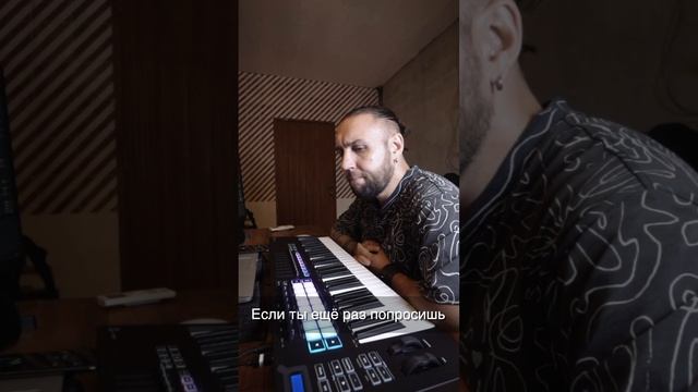 АЛИСА ПРО ЛОБОДУ И БУЗОВУ #босикомпосолнцу #апотемнымулицам #гуляет #дождь смотреть онлайн