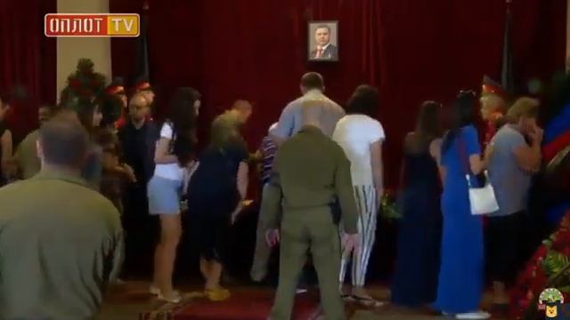 Донецк плачет смотреть онлайн