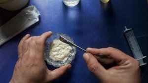 Правильная болтушка для рыбалки. Манка с крючка не слетит!