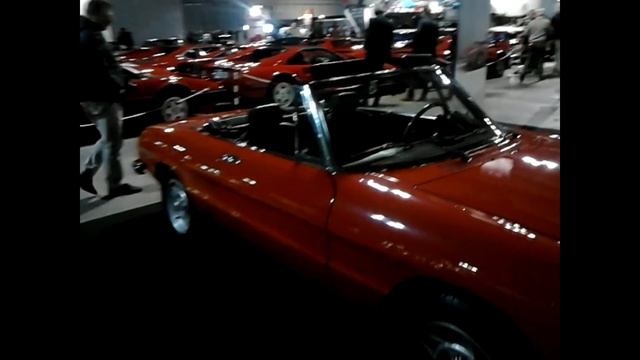 Stand 50° Alfa Romeo Duetto a Milano Classica Marzo 2016 смотреть онлайн