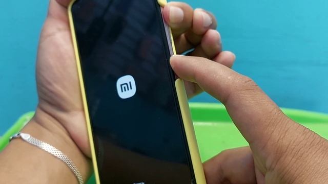 Format Xiaomi Miui 13 android 12 / Remove password pattern unlock / Hard Reset 2022 смотреть онлайн