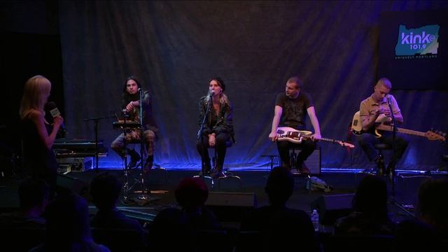 Wolf Alice - Interview (part 1) (101.9 KINK) смотреть онлайн