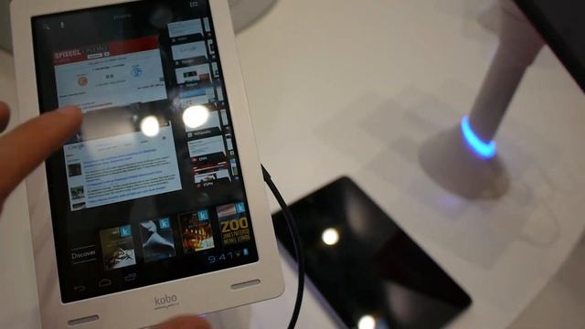 Kobo Arc Tablet with Android 4.0 Hands On - Google Nexus 7 Competitor смотреть онлайн