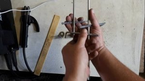 Универсальная подставка под удилище и спиннинг своими руками.