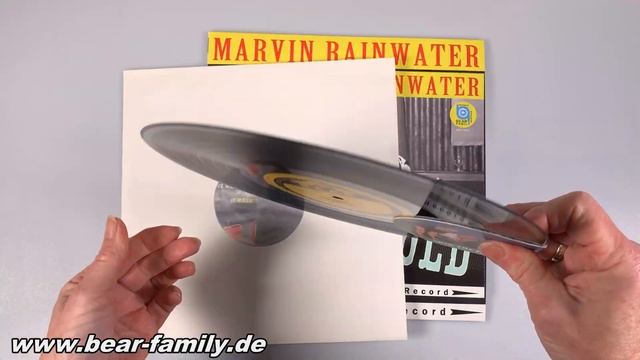 Marvin Rainwater - Hot And Cold (LP & CD, 10inch, 45rpm) смотреть онлайн
