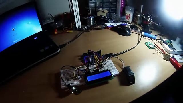 i-Button Fingerprint Scanner Prototype смотреть онлайн