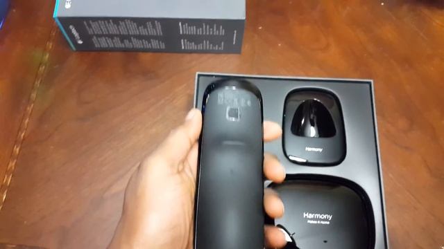 Logitech Harmony Ultimate Home смотреть онлайн