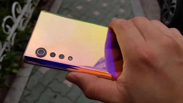 LG Velvet VS Motorola Edge смотреть онлайн