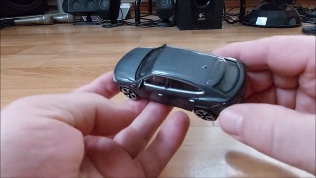 Diecast Lamborghini Urus 1:43 смотреть онлайн