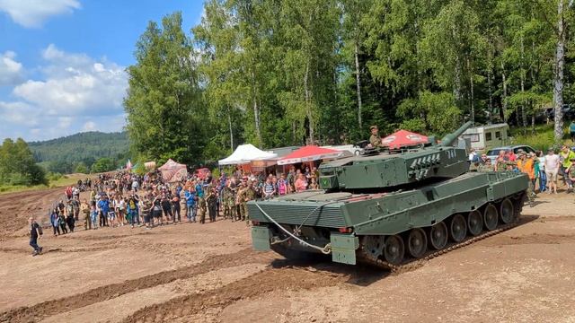 BAHNA 2023 LEOPARD 2A4 смотреть онлайн