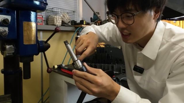 ボール盤を改造すればフライス盤になる！？ смотреть онлайн