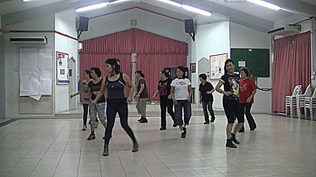 JUST WANNA RUN AWAY line dance (Neville Fitzerald, Julie Harris & Millie Harris) April 2013 смотреть онлайн