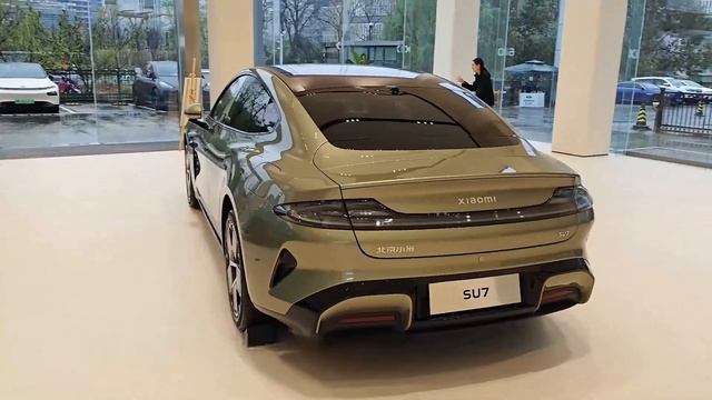 Let's explore the various details of the SU7 together at the Xiaomi 4S store смотреть онлайн