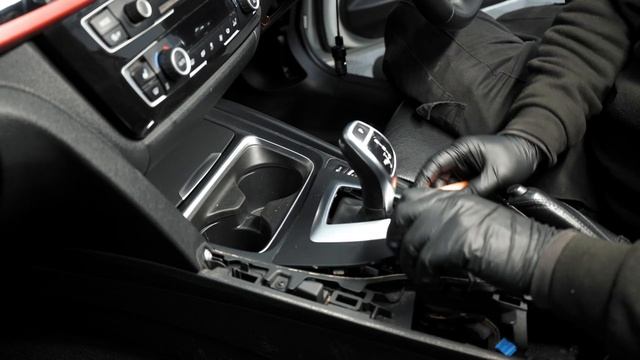 Android Auto/CarPlay + Wireless Charging for NBT F Series BMWs - Mr12Volt + Induktiv смотреть онлайн